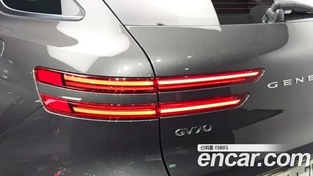 Genesis Gv70, 2025 — фото 23