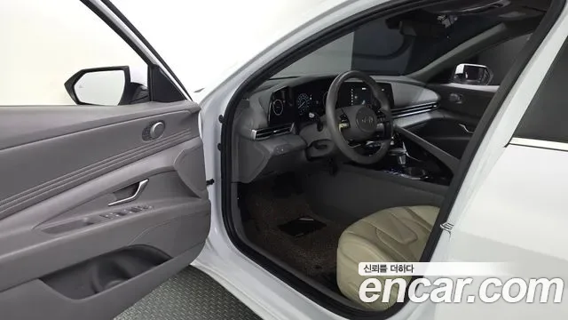 Hyundai Avante CN7, 2024 — фото 10