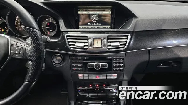 Mercedes-Benz E-Class W212, 2013 — фото 15