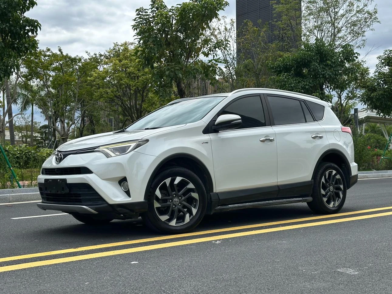 Toyota RAV4 Rongfang