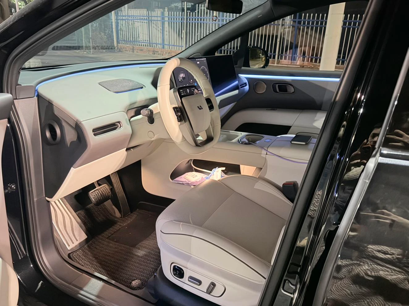Li Auto ideal i6, 2025 — фото 4