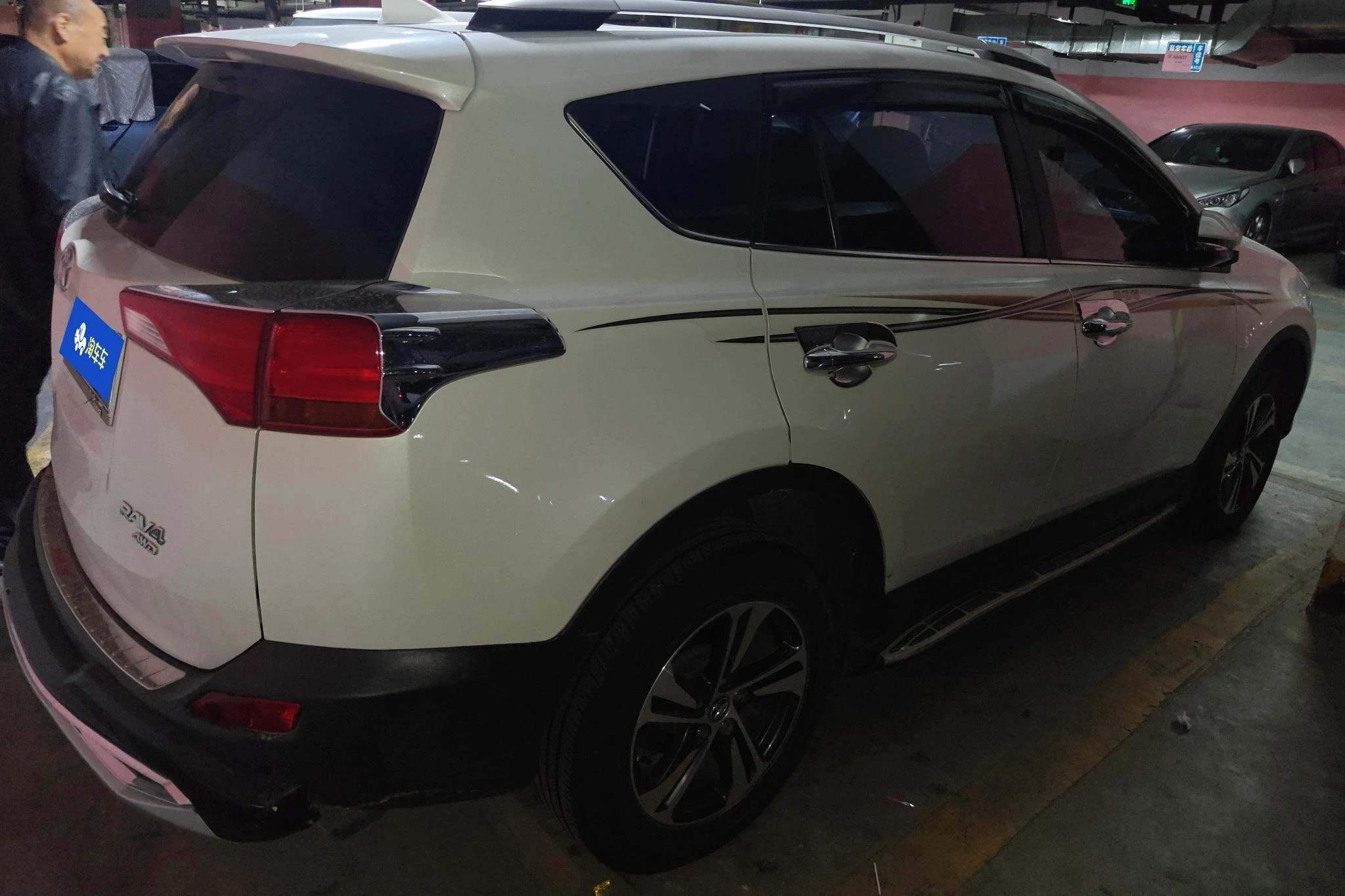 Toyota RAV4 Rongfang, 2015 — фото 9