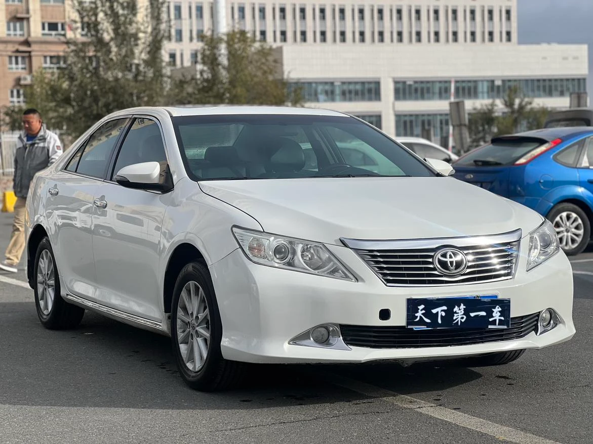 Toyota Camry, 2013 — фото 3