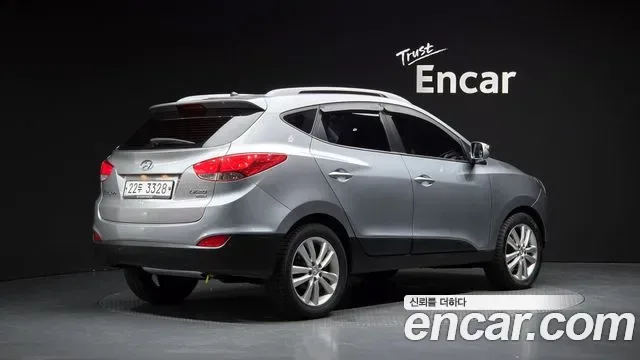 Hyundai Tucson ix, 2011 — фото 2