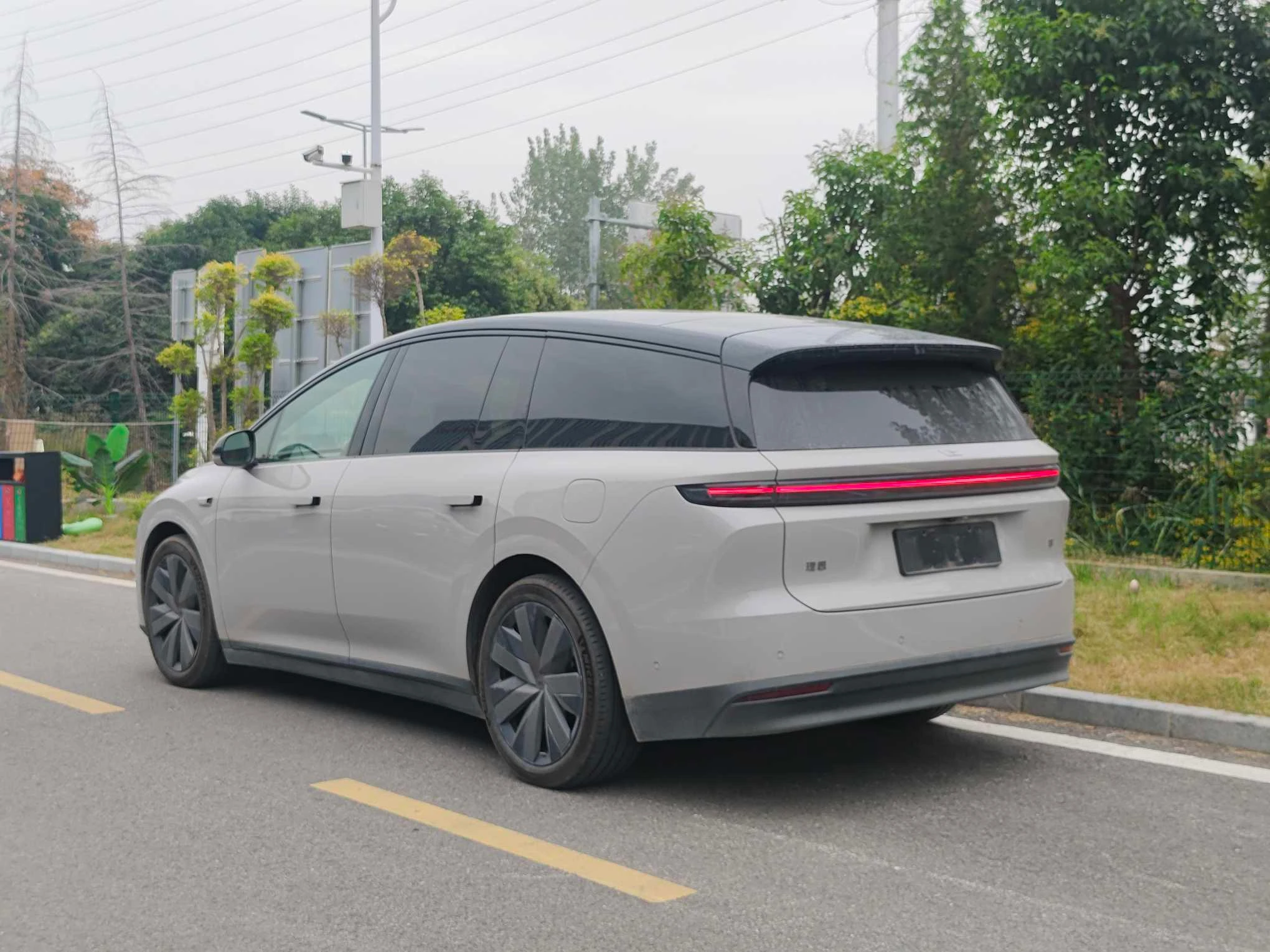 Li Auto ideal i8, 2025 — фото 10