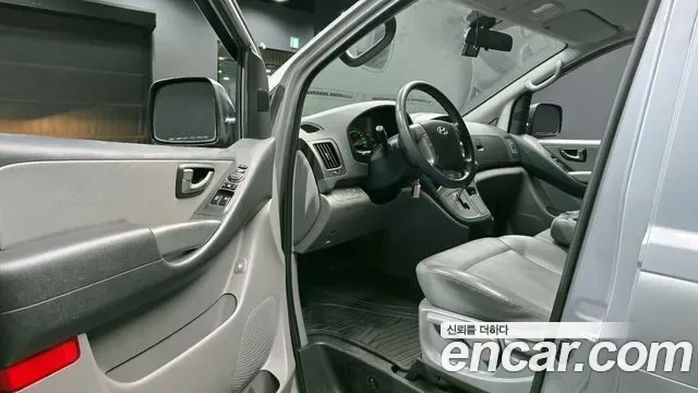 Hyundai Starex Grand Starex, 2012 — фото 11