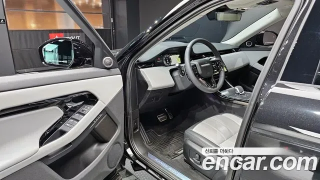 Land Rover Range Rover Evoque, 2025 — фото 11