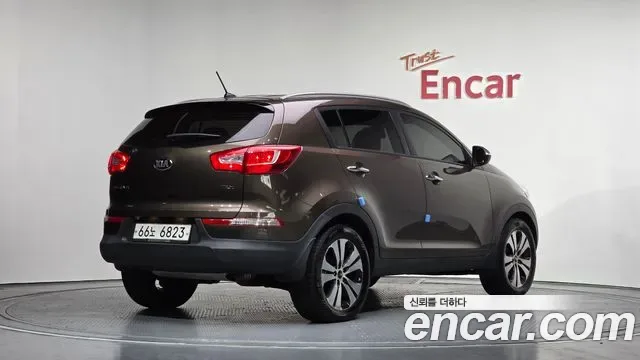 Kia Sportage, 2012 — фото 2