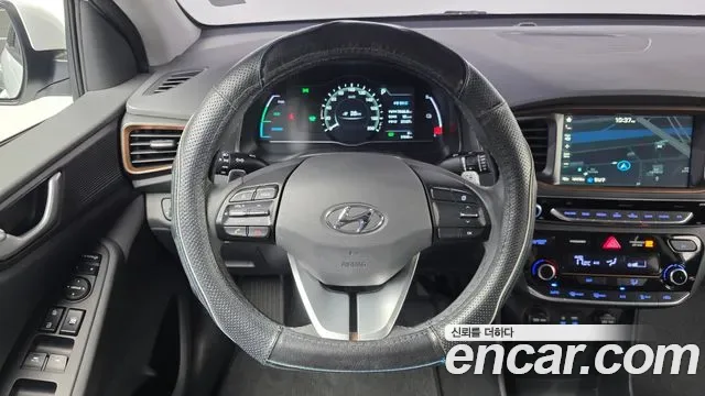 Hyundai Ioniq Ionic Electric, 2017 — фото 13