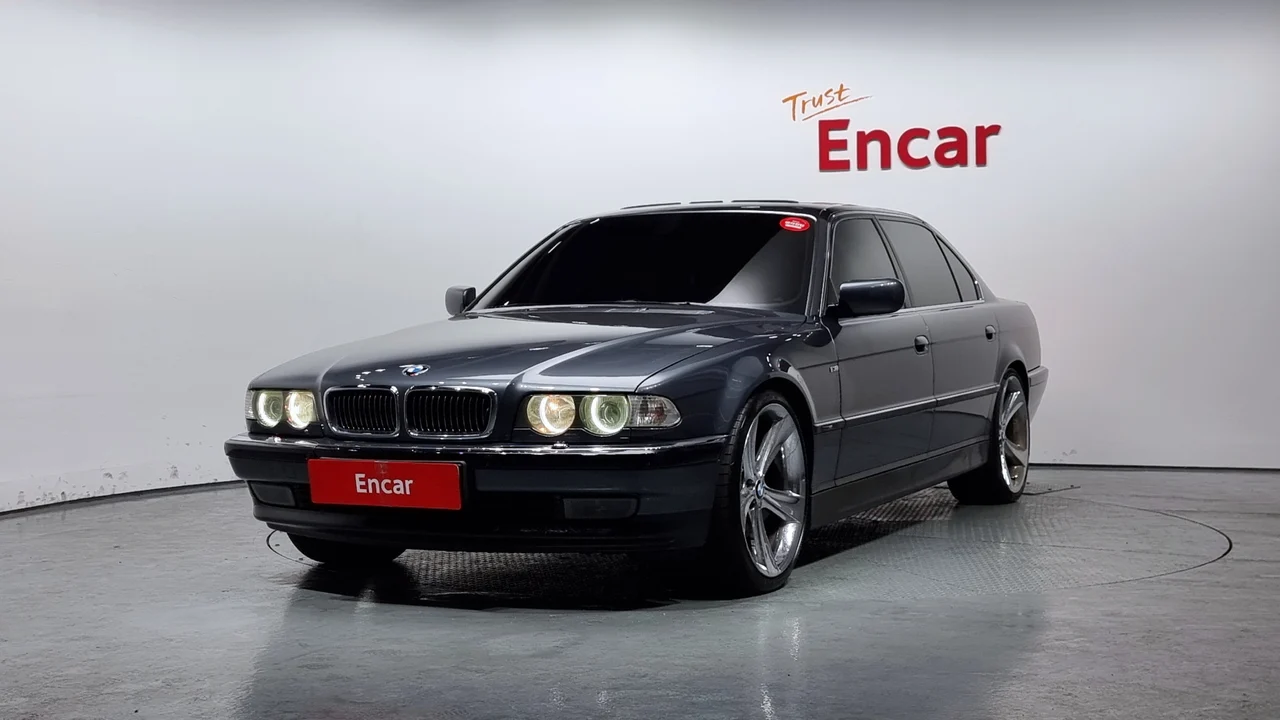 BMW 7-Series