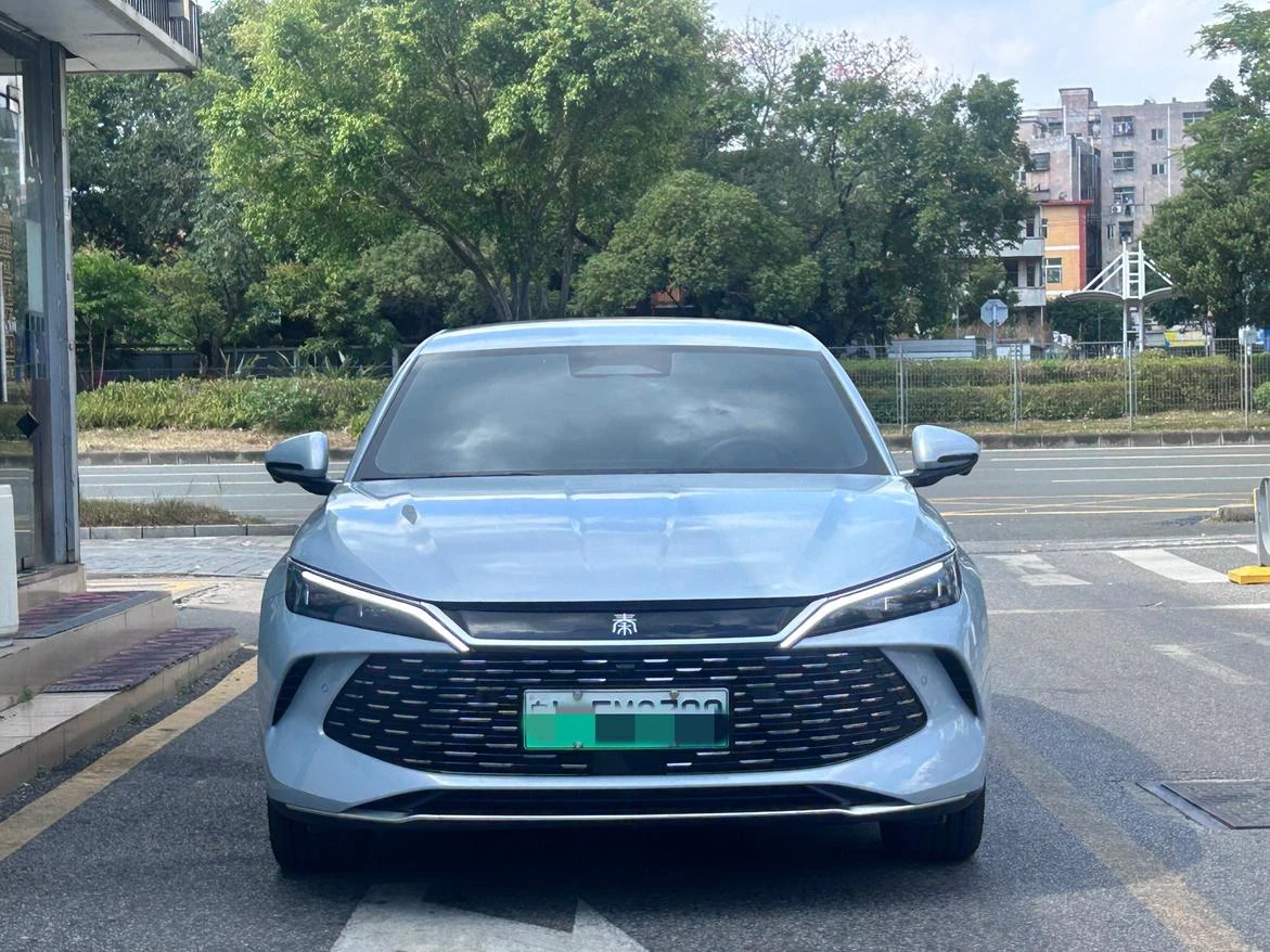 BYD Qin L DM, 2026 — фото 2
