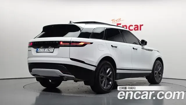 Land Rover Range Rover Velar Range Rover Bella, 2026 — фото 2