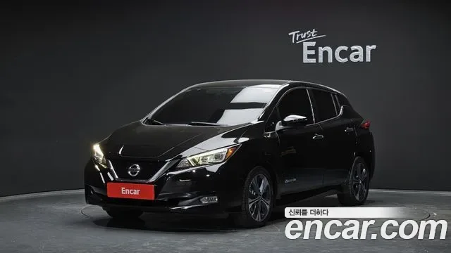 Nissan Leaf ZE1