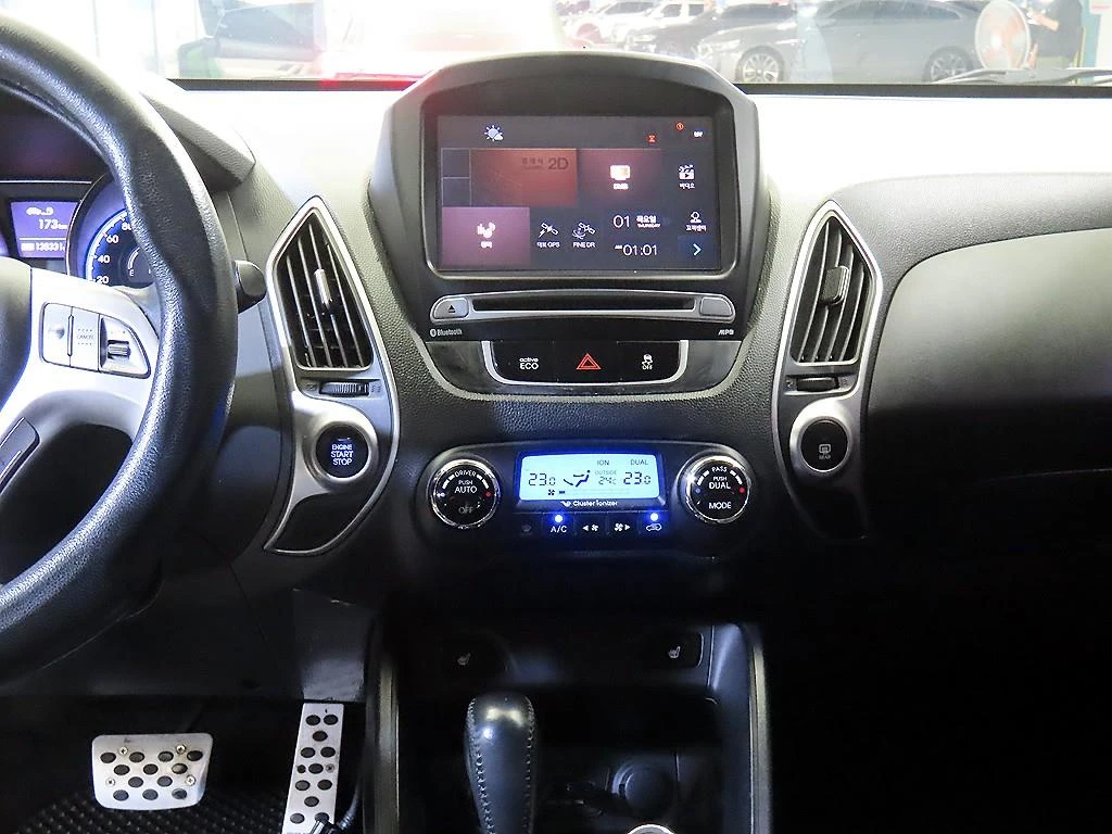 Hyundai Tucson ix, 2013 — фото 11
