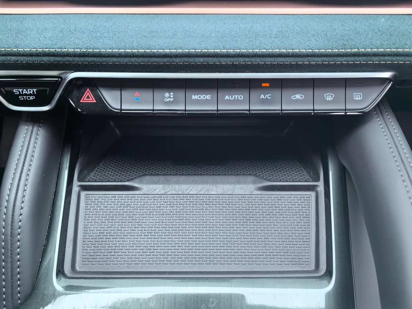 Geely Xingyue L, 2021 — фото 28