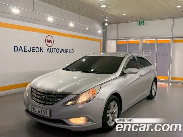 Hyundai Sonata YF Sonata, 2010 — фото 2