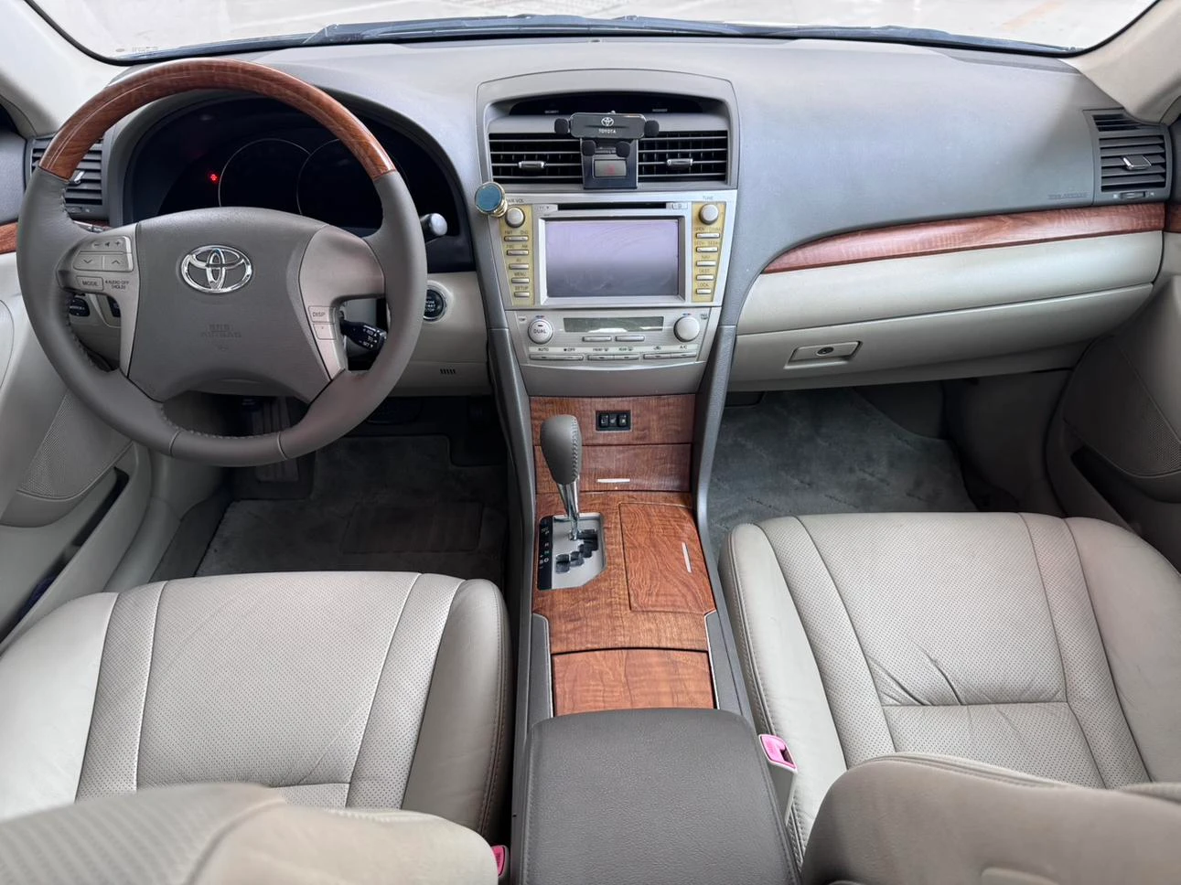 Toyota Camry, 2011 — фото 10