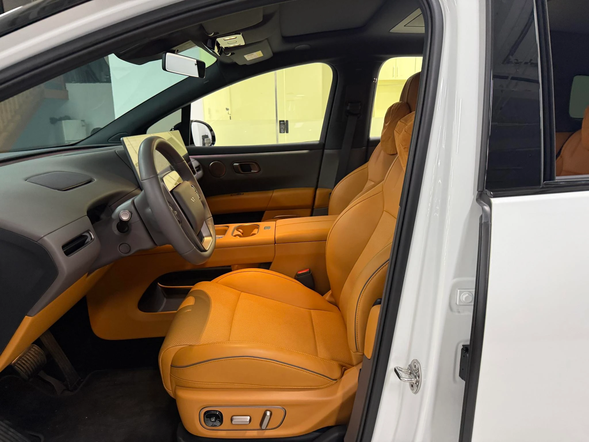 Li Auto ideal i6, 2025 — фото 11