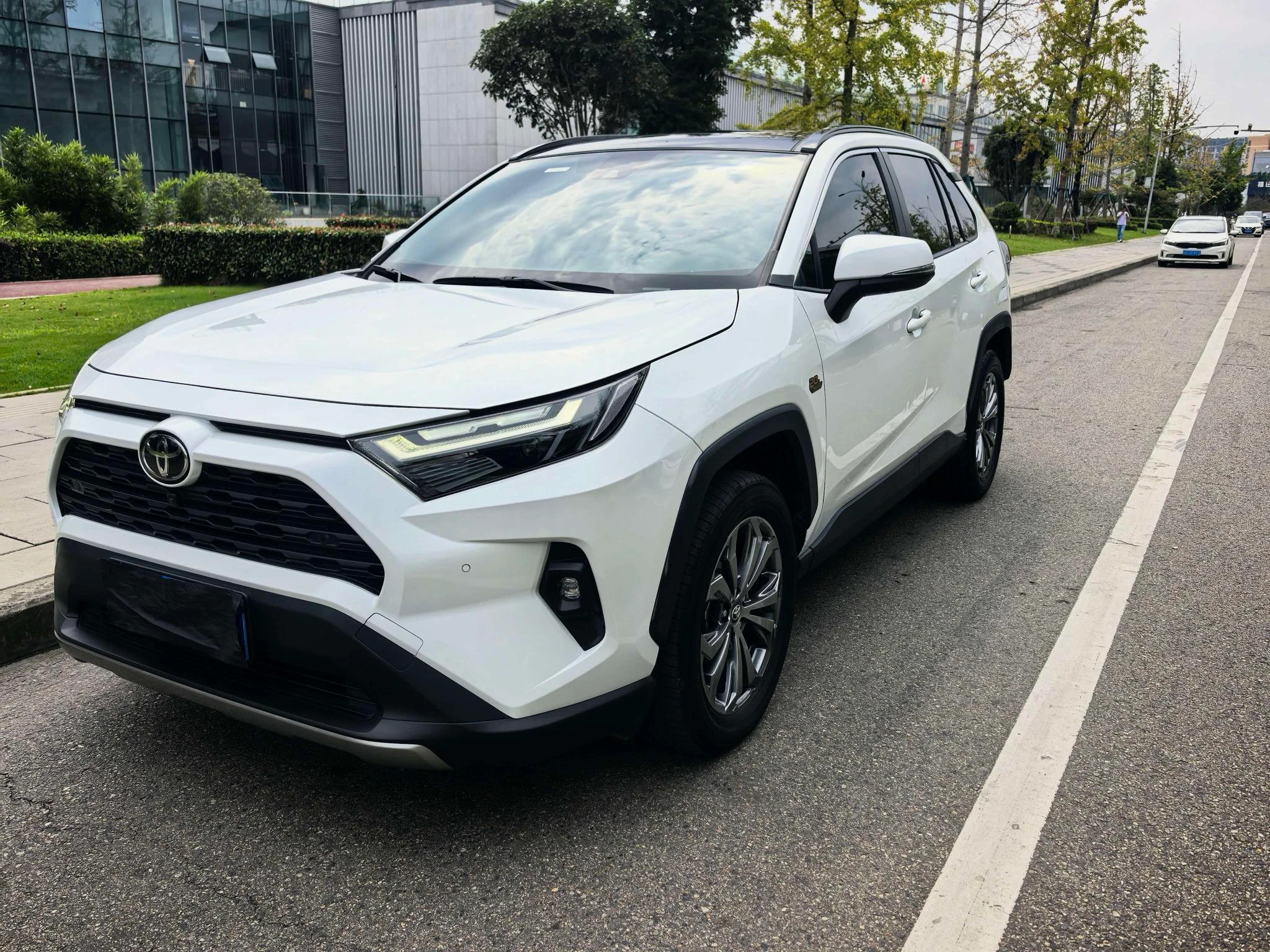 Toyota RAV4 Rongfang
