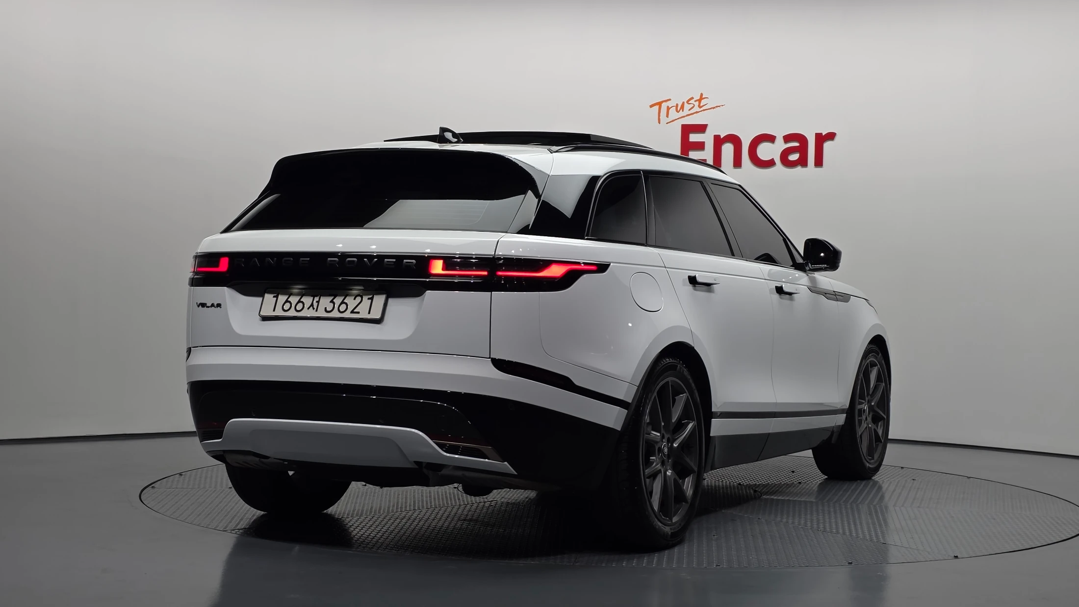 Land Rover Range Rover Velar Range Rover Bella, 2025 — фото 2
