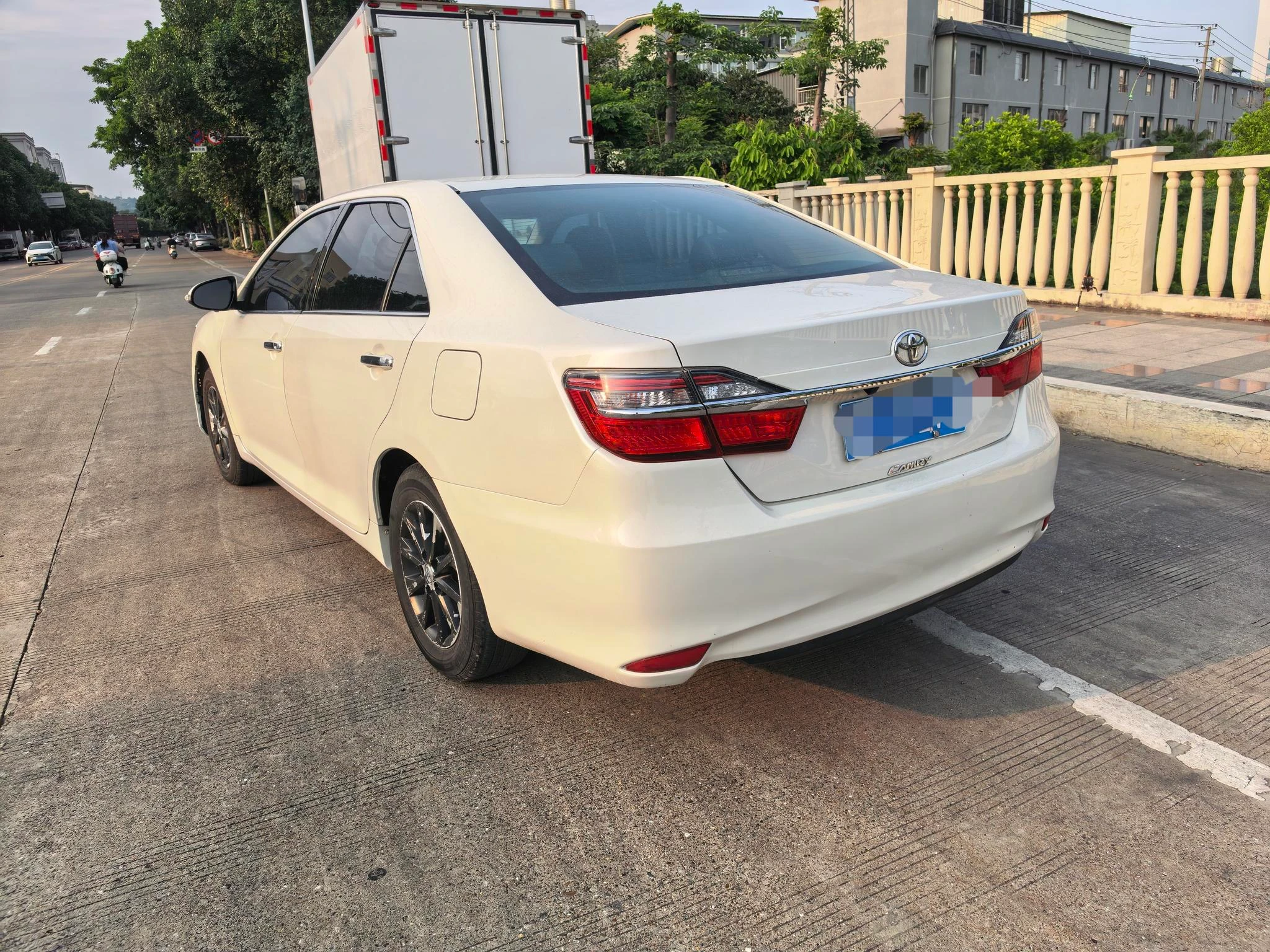 Toyota Camry, 2015 — фото 14