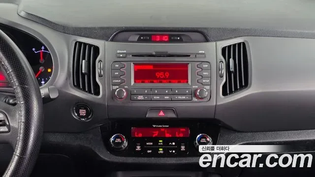 Kia Sportage, 2011 — фото 14