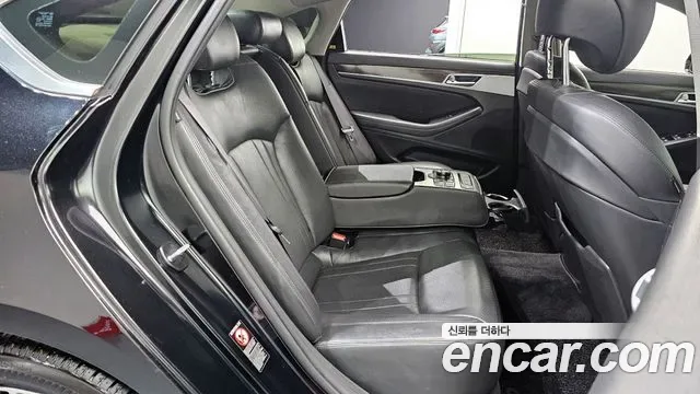 Genesis G80, 2017 — фото 11