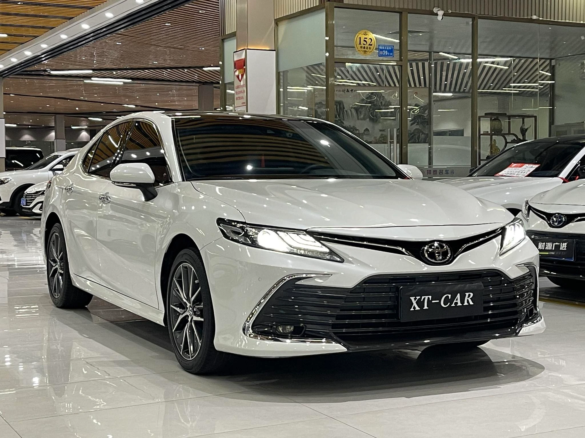 Toyota Camry, 2023 — фото 3