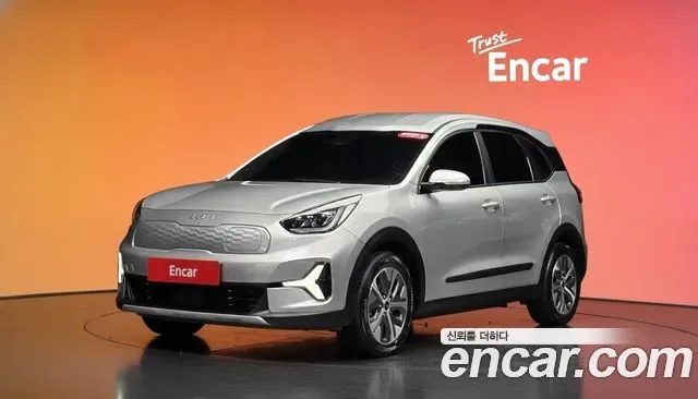 Kia Niro Plus, 2022 — фото 21