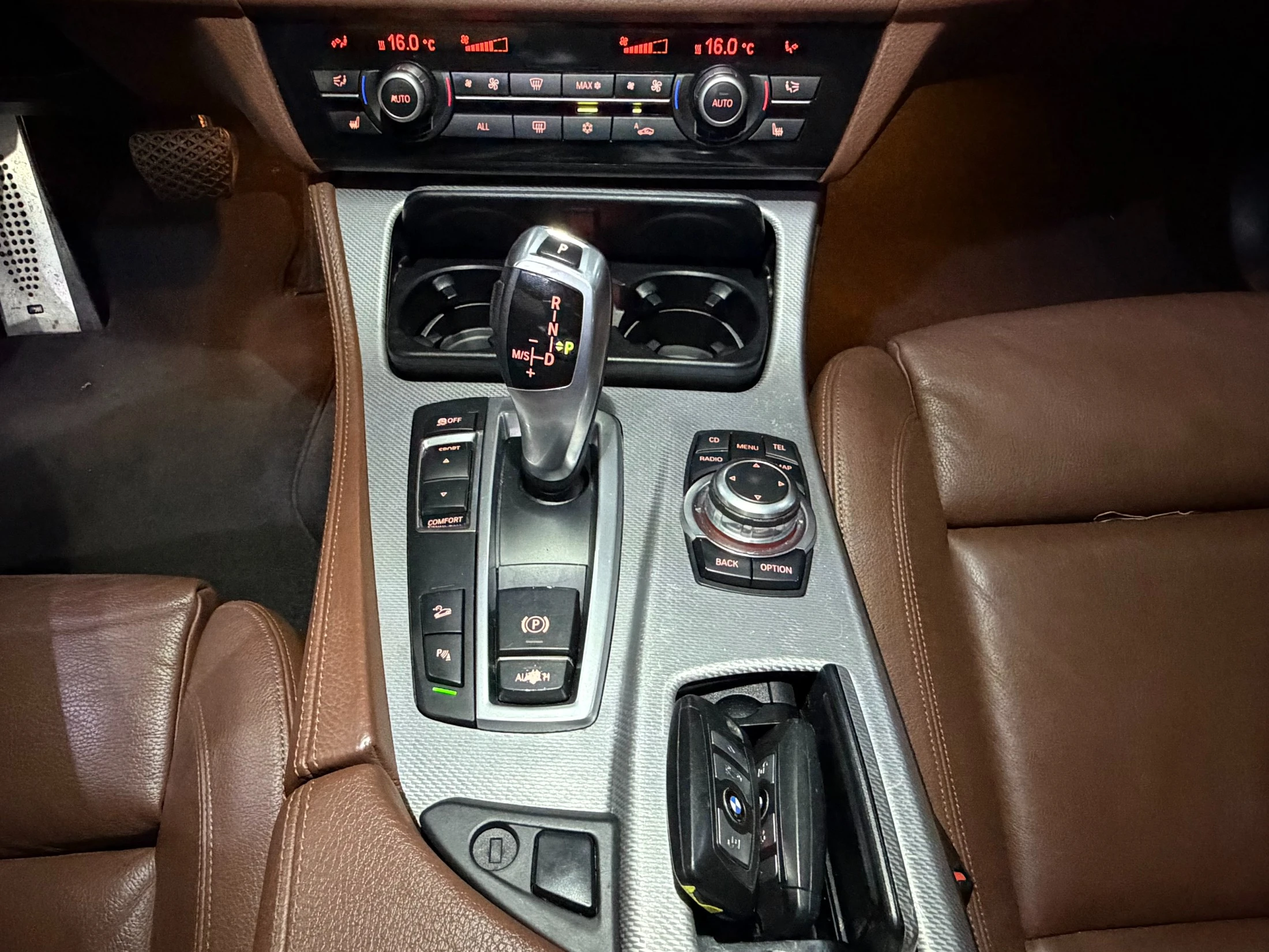 BMW 5-Series F10, 2012 — фото 13