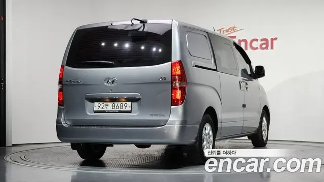 Hyundai Starex Grand Starex, 2012 — фото 2
