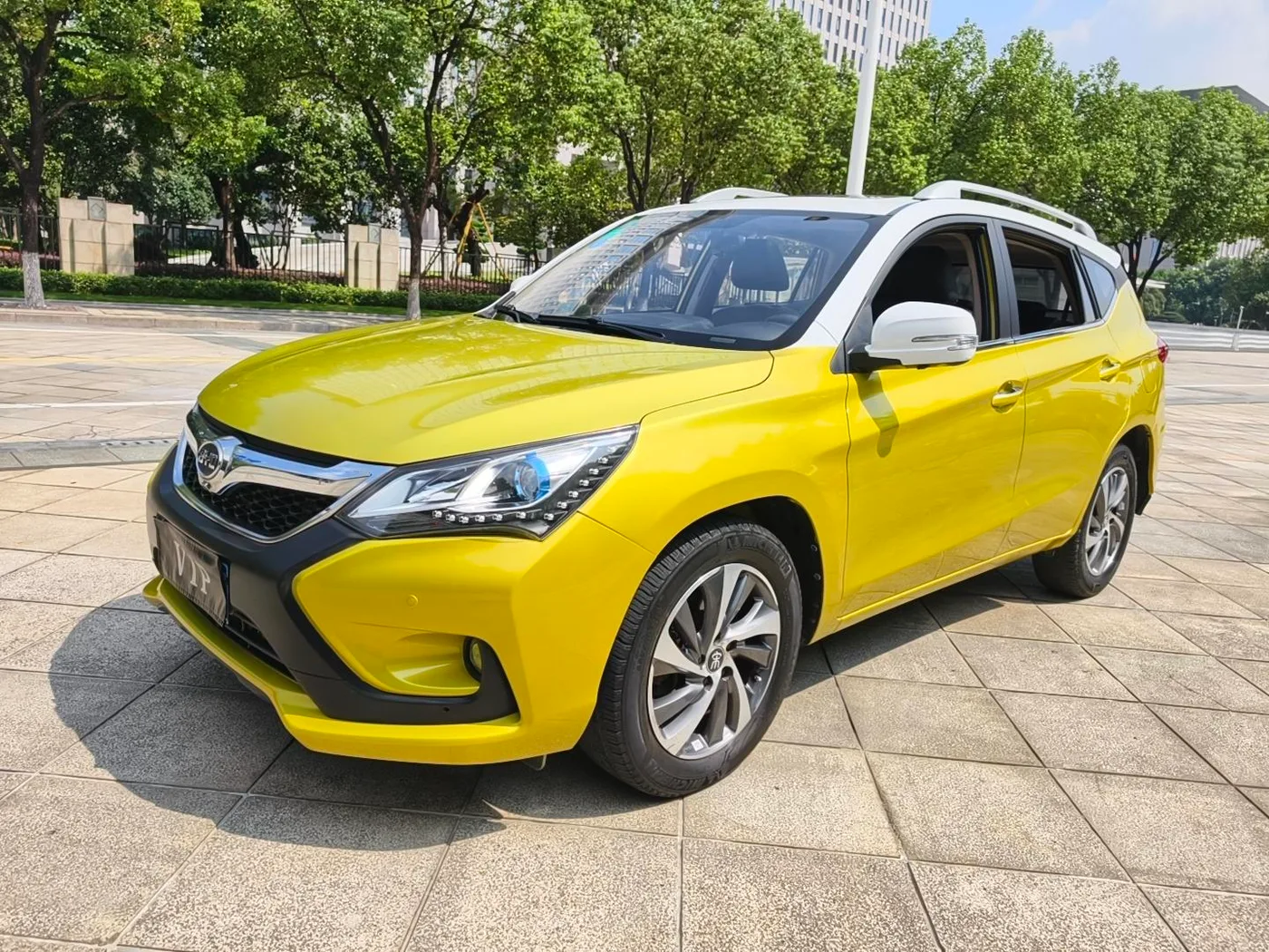 BYD Song, 2016 — внешний вид автомобиля