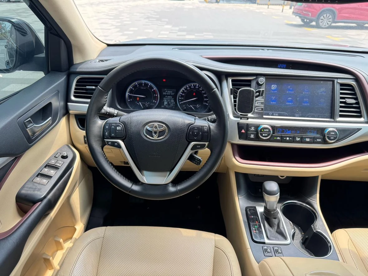 Toyota Highlander, 2015 — фото 11
