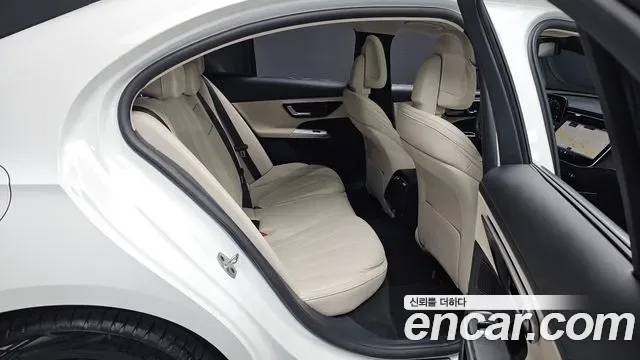 Mercedes-Benz E-Class W214, 2025 — фото 11