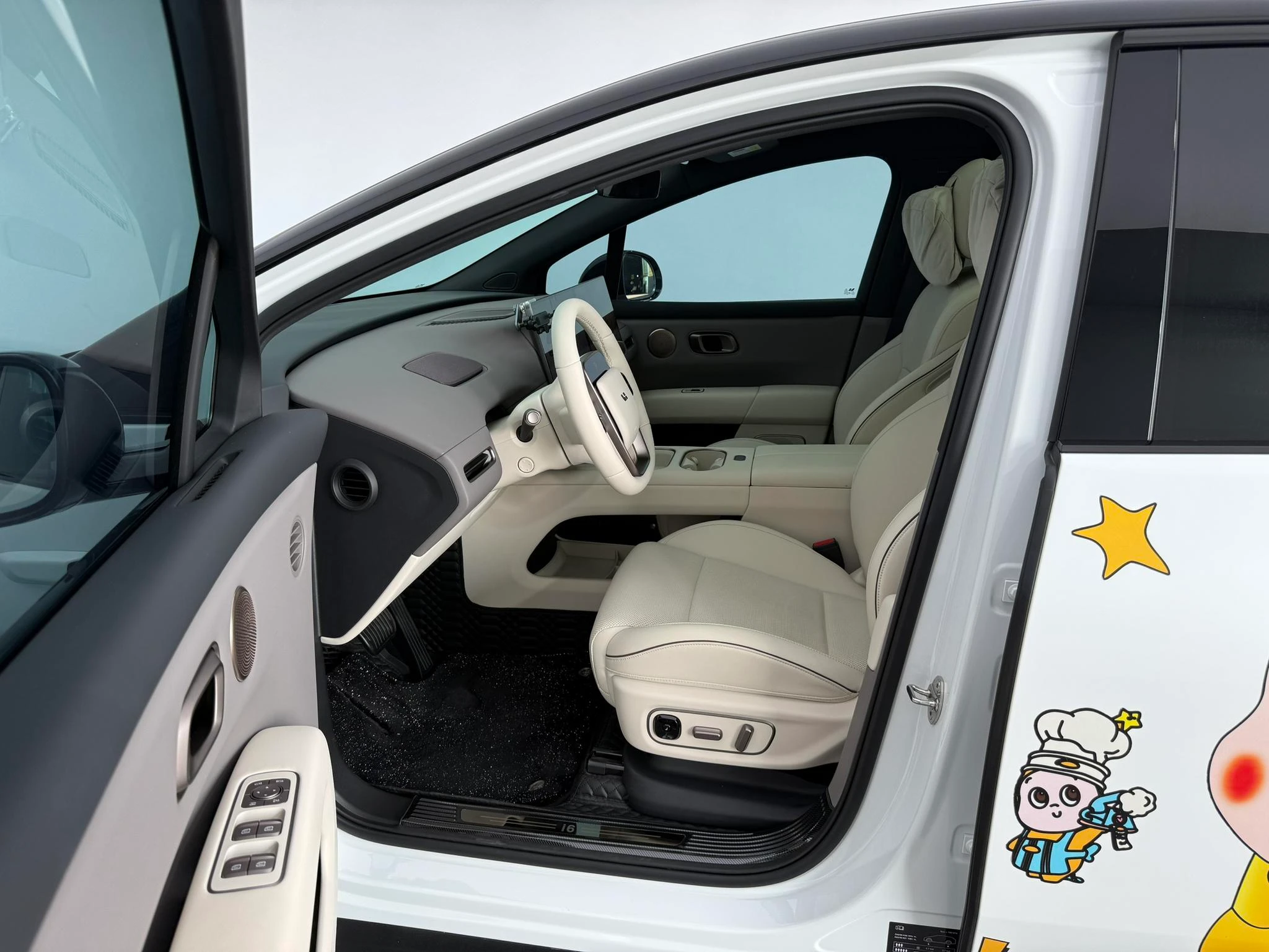 Li Auto ideal i6, 2025 — фото 12