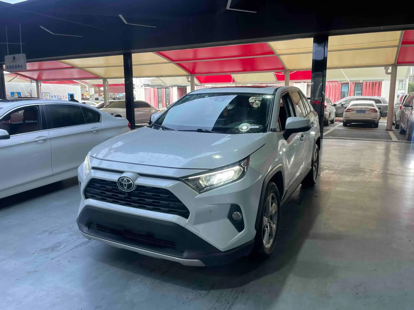 Toyota RAV4 Rongfang