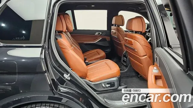 BMW X7 G07, 2025 — фото 11
