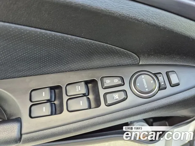 Hyundai Sonata Hybrid, 2012 — фото 18