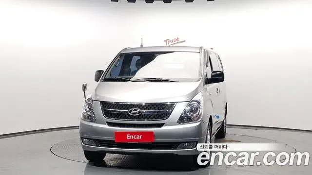 Hyundai Starex Grand Starex, 2012 — фото 3