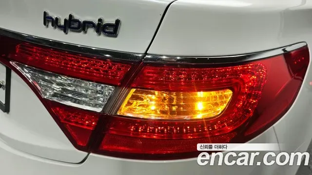 Hyundai Grandeur HG Hybrid, 2014 — фото 24