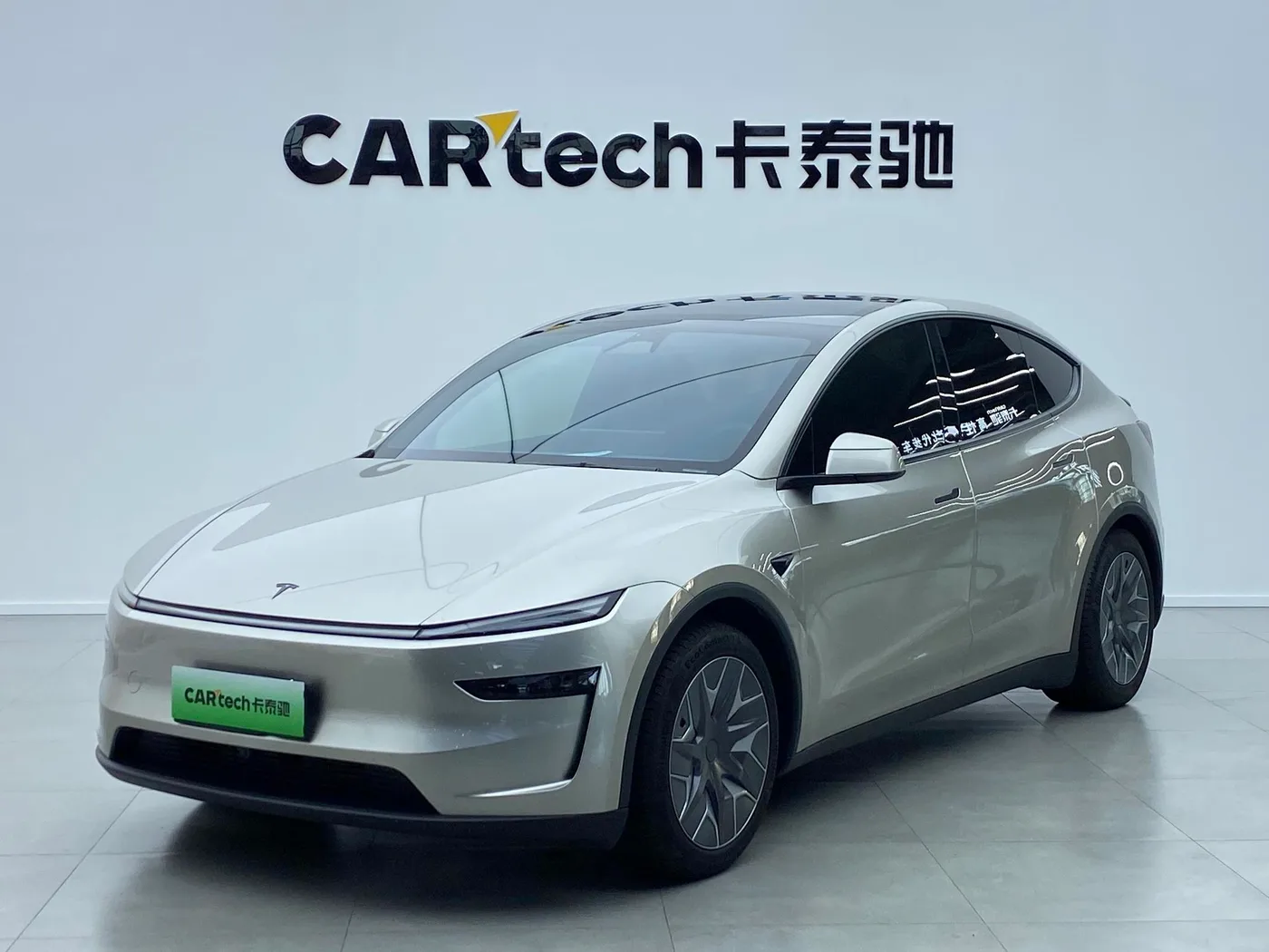 Tesla Model Y L