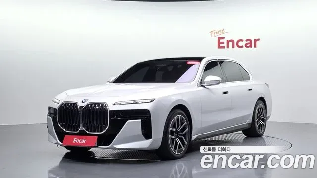 BMW 7 Series (G70)