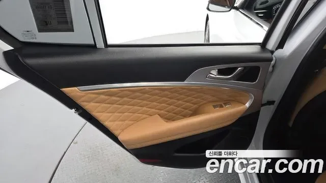 Genesis G70 Shooting Break, 2022 — фото 25