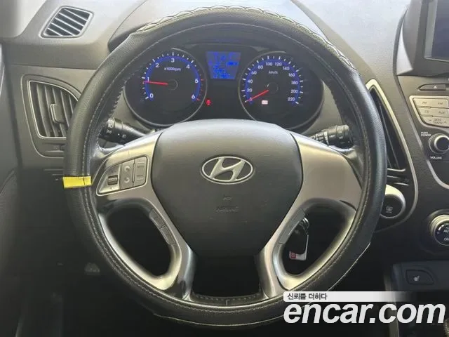 Hyundai Tucson ix, 2010 — фото 12