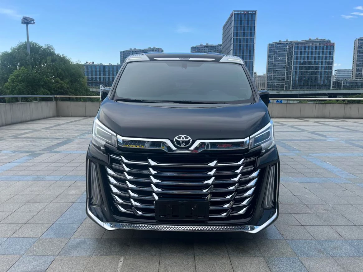 Toyota Hiace, 2025 — фото 2