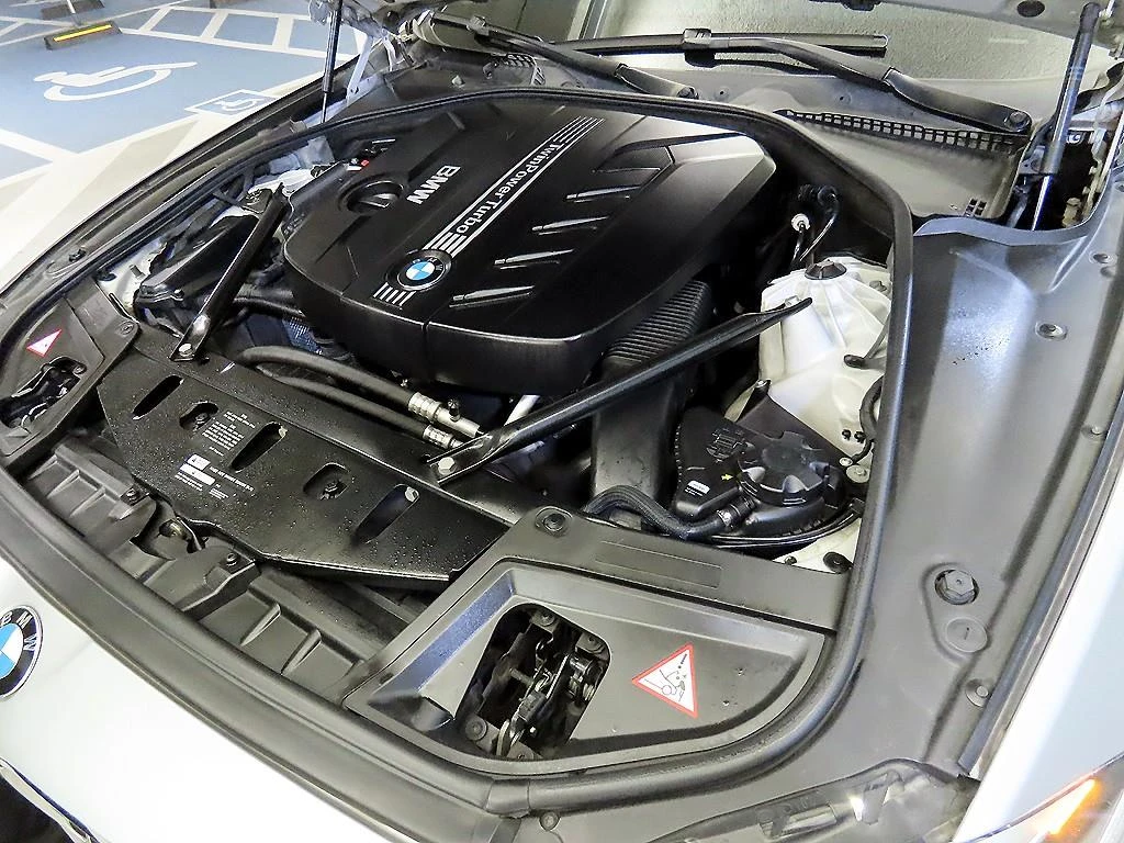 BMW 5-Series F10, 2013 — фото 6