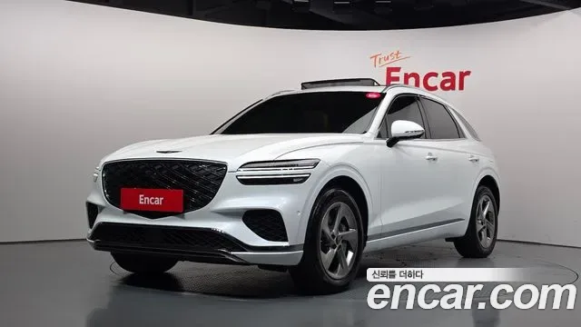 Genesis Gv70
