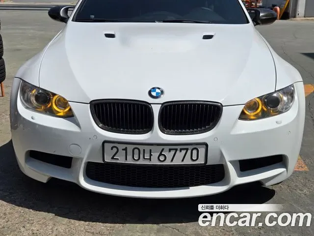 BMW M3 E90