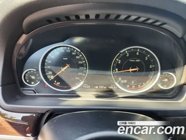 BMW 5-Series F10, 2013 — фото 15