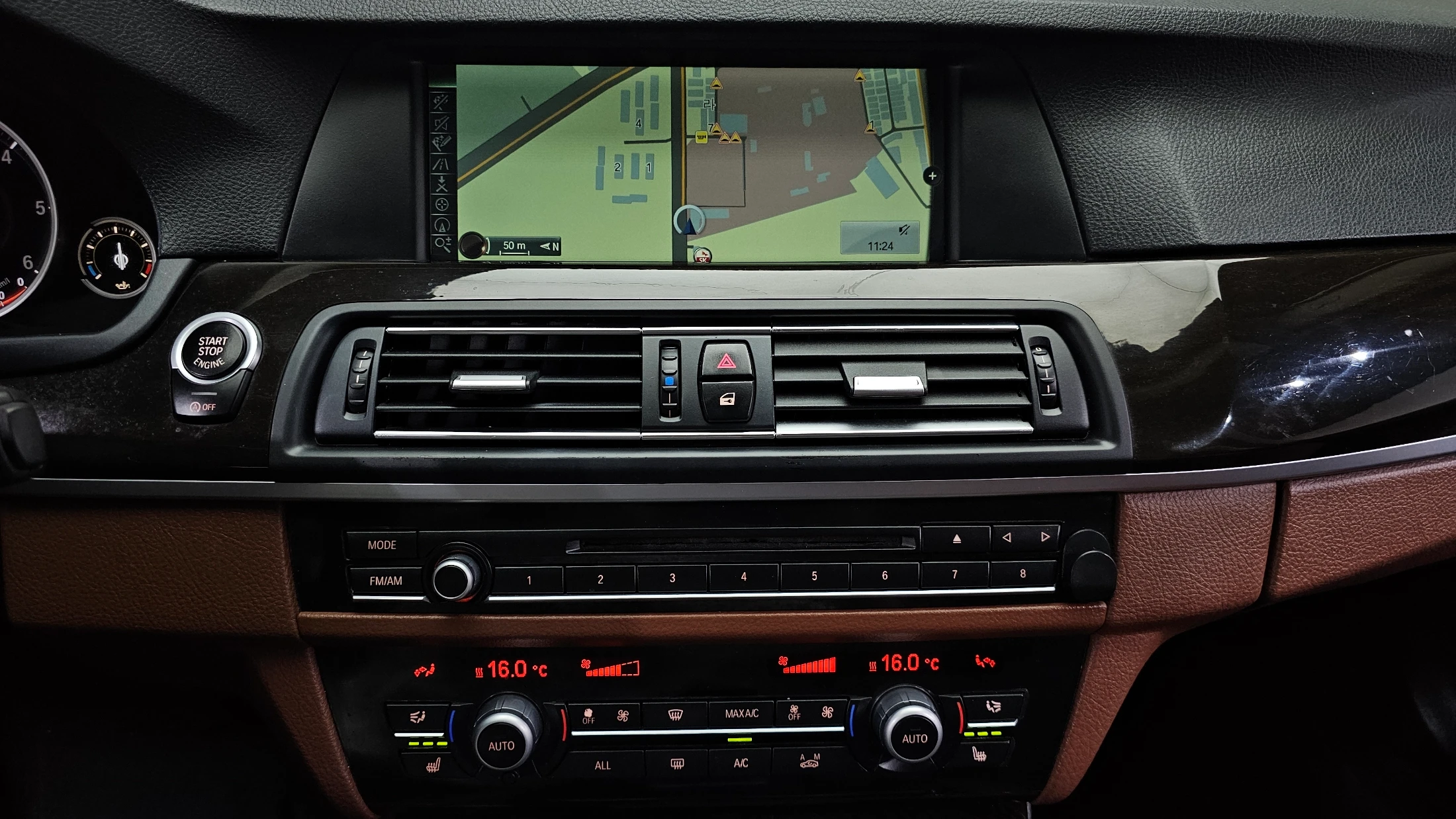 BMW 5-Series F10, 2013 — фото 14